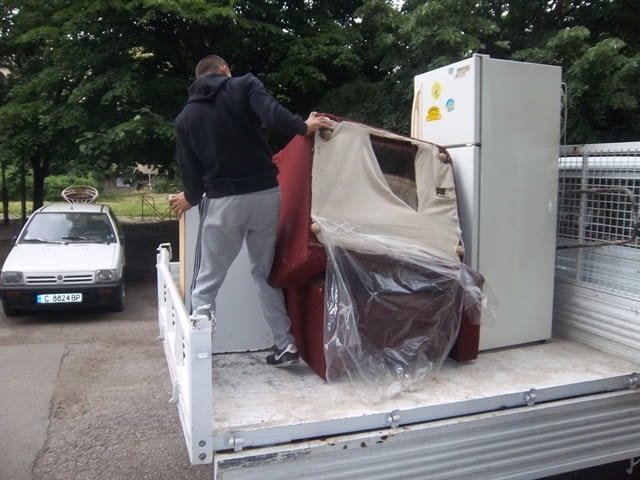 Кърти Чисти Извозва + Хамалски услуги София Bulgaria, Cargo Insurance, Disposal of Construction Waste, Boxing, Appliance Insurance, Furniture Insurance, Disposal of Household Appliances, Disposal of Old Furniture, Disposal of Construction Waste, Boxing, Unloading of Cargo, Loading of Cargo, Courtyards Cleaning, Basements Cleaning, Roofs Cleanup, 8 ton - city of Sofia | Transport - снимка 3