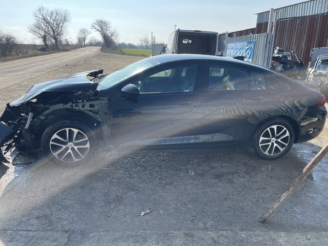 Opel Insignia B Grand Sports 1.6 CDTI automatic, 136кс., двигател B16DTH, 141 000 km., 2018, euro 6C - снимка 1