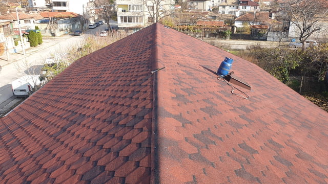 Покриви хидроизолация обшиване на комини навеси Реставриране на къщи. . - снимка 3