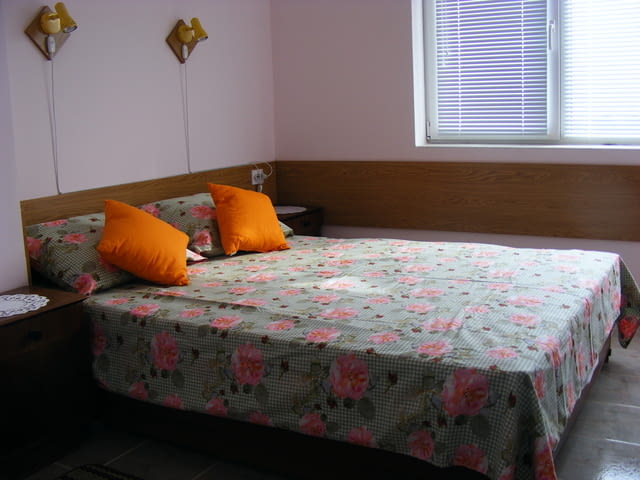 Вила Бадема Балчик, Къща под наем, Басейн, Детска площадка, Интернет, Климатик, Паркинг, Кабелна телевизия - град Балчик | Почивка на Море - снимка 4