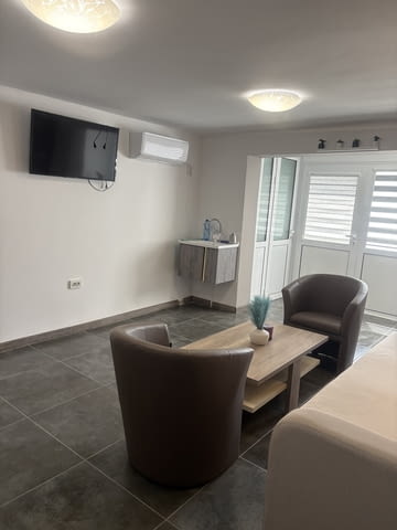 Помещение под наем Studio, 25 m2, Brick - city of Dupnitsa | Offices - снимка 4