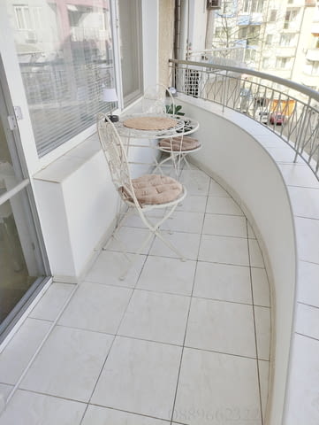 100 метра до Морска градина, тристаен апартамент ”Плаж 3” за нощувки, ж.к. Лазур, Бургас, под наем - снимка 11