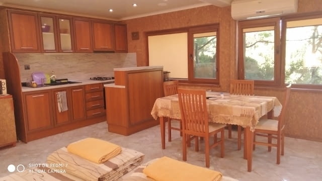 НОЩУВКИ за работници - 3-5 легла в САМОСТОЯТЕЛНИ Квартири и Стаи - снимка 13