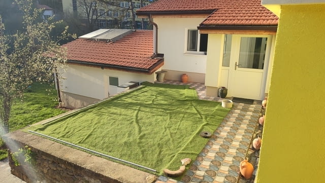 Стаи за гости в Старозагорски бани Internet, Furnished, Parking, Balcony, In the Center, Near by Bus Station, Near by Shop, Near by Park, Near by Food Store - village Starozagorski bani | Lodging - снимка 2