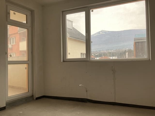 Продавам тристаен апартамент гр.София кв.Манастирски ливади-запад - снимка 2