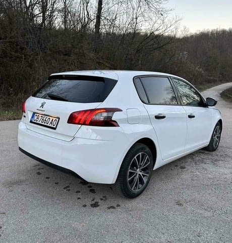 Peugeot 308 1.5BlueHDI - 87000км. 2020г. Дизел, Ръчна, Хечбек - град Троян | Автомобили / Джипове - снимка 8