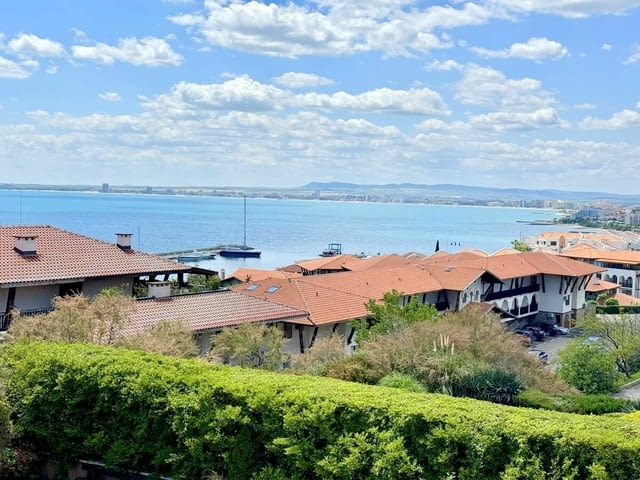 Просторен апартамент с гледка море в Свети Влас, village Svеti Vlas | Apartments - снимка 1